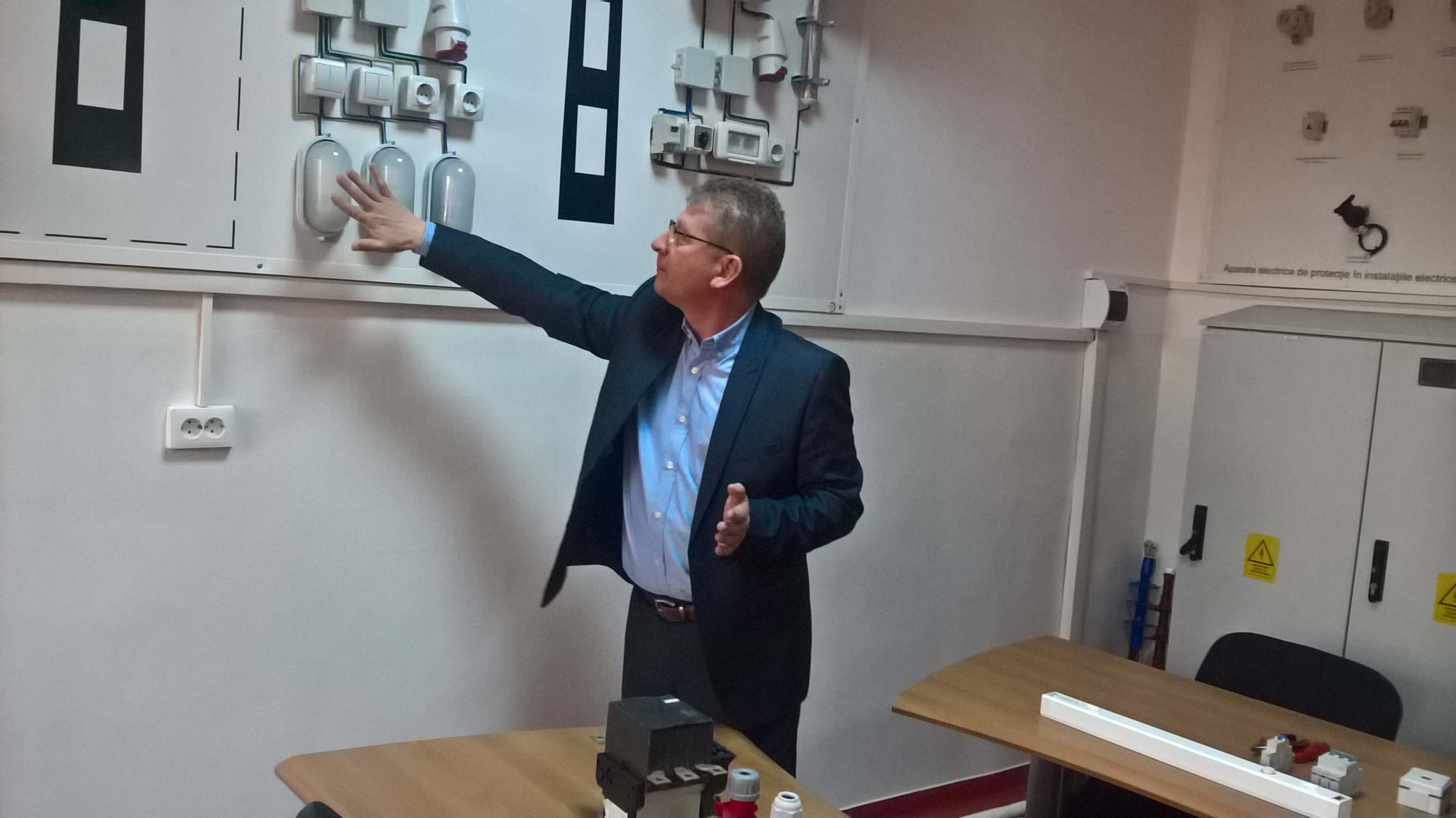 WP_20170224_11_04_42_Pro