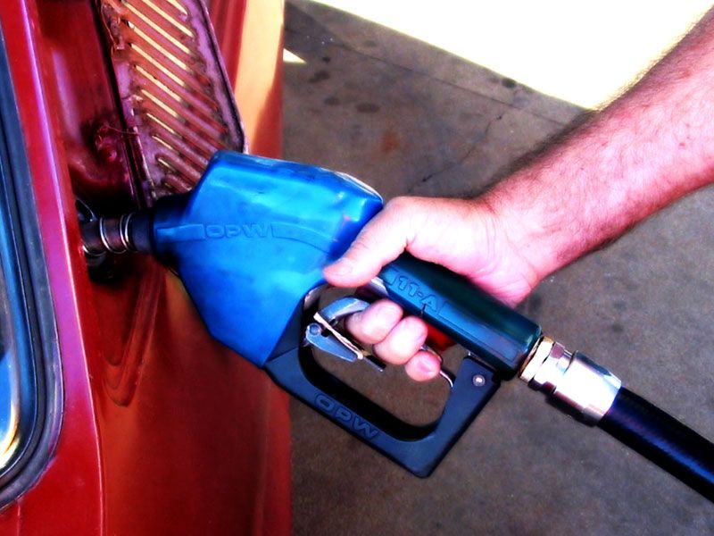 De astăzi încep controalele la stațiile GPL benzinarie