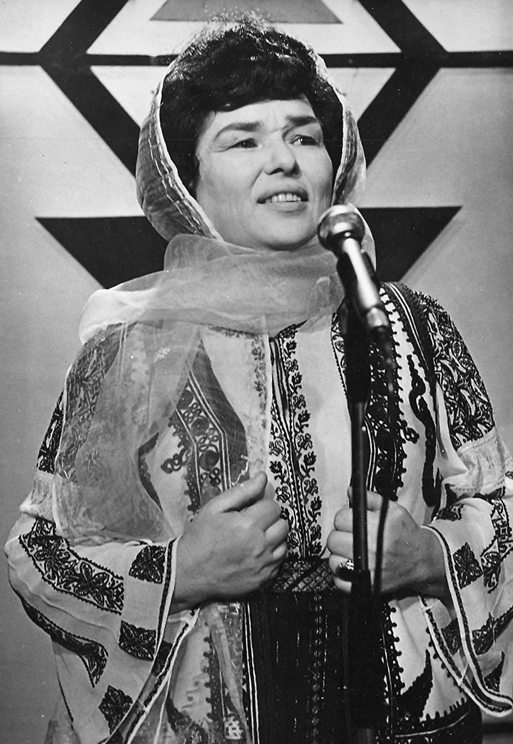 REMEMBER – Îndrăgita solistă de muzică populară gorjenească – IUSTINA BĂLUŢEANU ar fi împlinit 90 de ani !