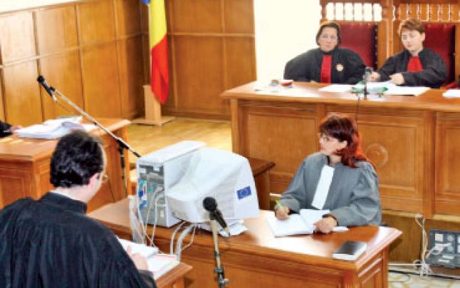 Zeci de gorjeni vor să devină grefieri