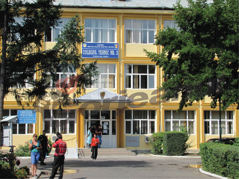 Trei eliminaţi şi peste 200 de absenţila prima probă scrisă a Bacalaureatului