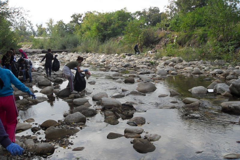 Les’t Do It Romania “Ziua Naţională a Curăţeniei”