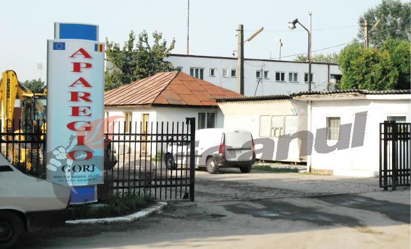 Aparegio reia lucrările la reţeaua de canalizare