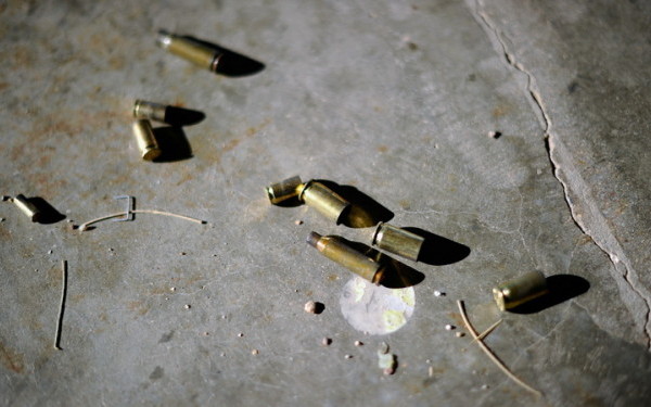 A încălcat regimul armelor şi muniţiilor