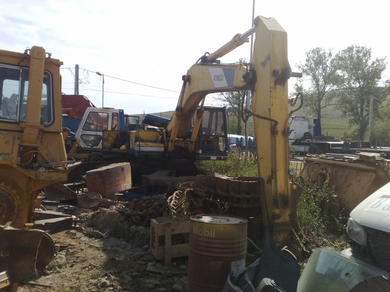 Buldotancul penal, dezmembrat în depozitul UMC Jilţ Sud