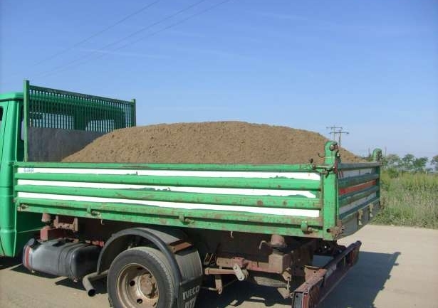 Dosare penale pentru trei transportatori