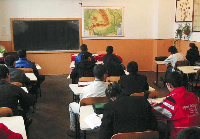 Cabinetul de limba şi literatura română, cadru de optimizare a relaţiei profesor-elevi (II)