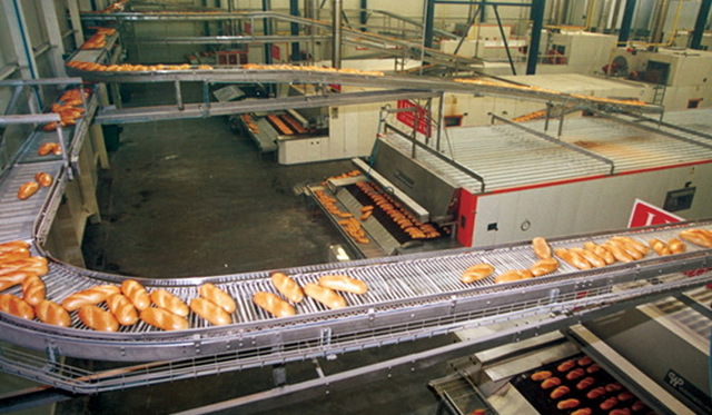 Sute de mii de pâini vândute la negru, descoperite de Garda Financiară Gorj