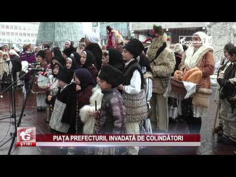 PIAȚA PREFECTURII, INVADATĂ DE COLINDĂTORI