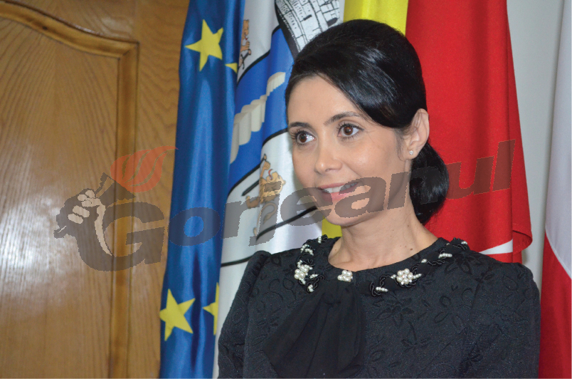 Iulia Vână anunţă prezenţa premierului Ponta la Târgu-Jiu pentru Calea Eroilor