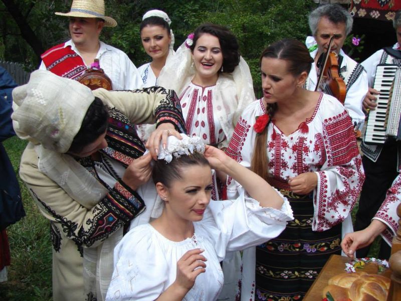 Nunta la gorjeni, reconstituită la Muzeul de la Curtişoara