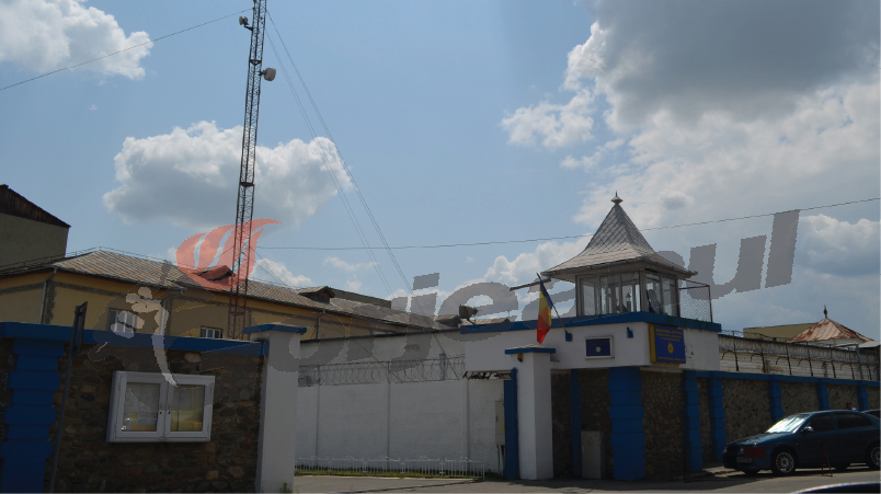 28 de deţinuţi, la curăţenia generală cu ocazia “Let’s Do It Romania!”