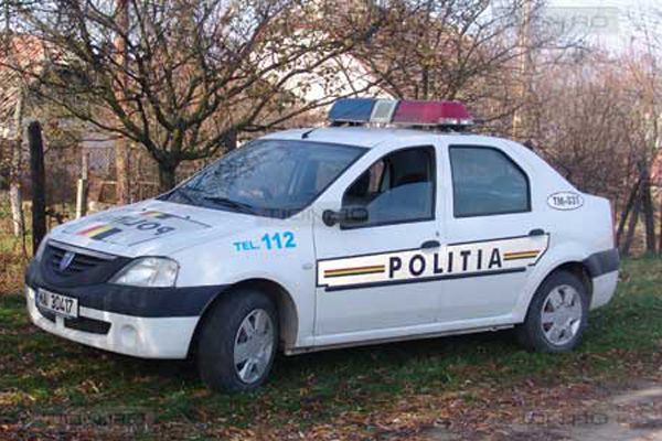 Adolescenți cercetați pentru furt