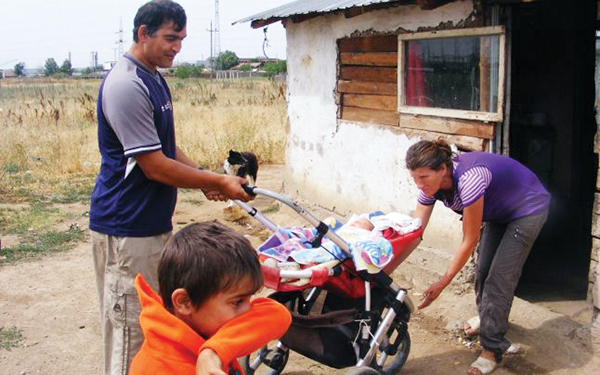 Se lansează un nou program, în beneficiul comunităţilor de rromi