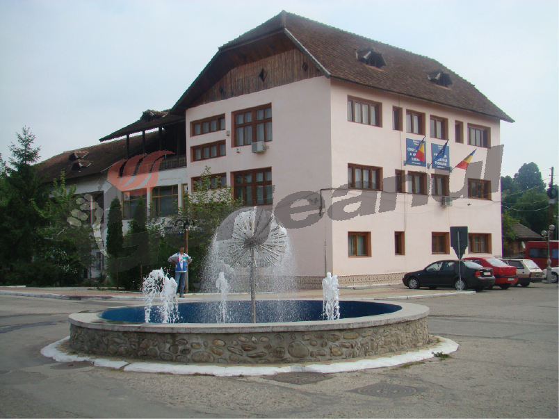 Trei noi cetăţeni de onoare la Tismana