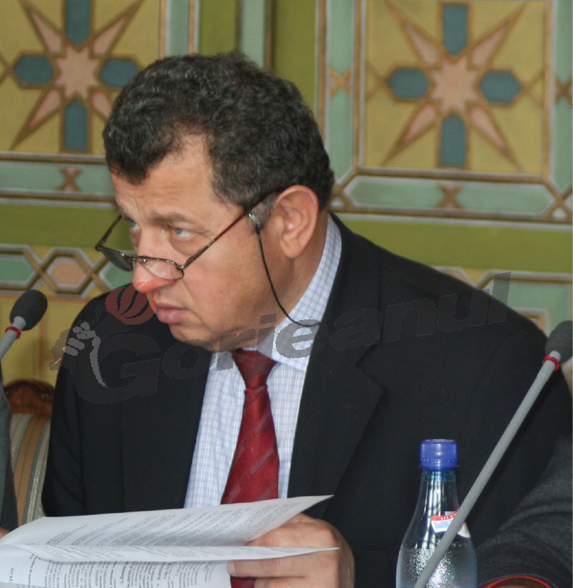 Vulpe, încă o lună după gratii