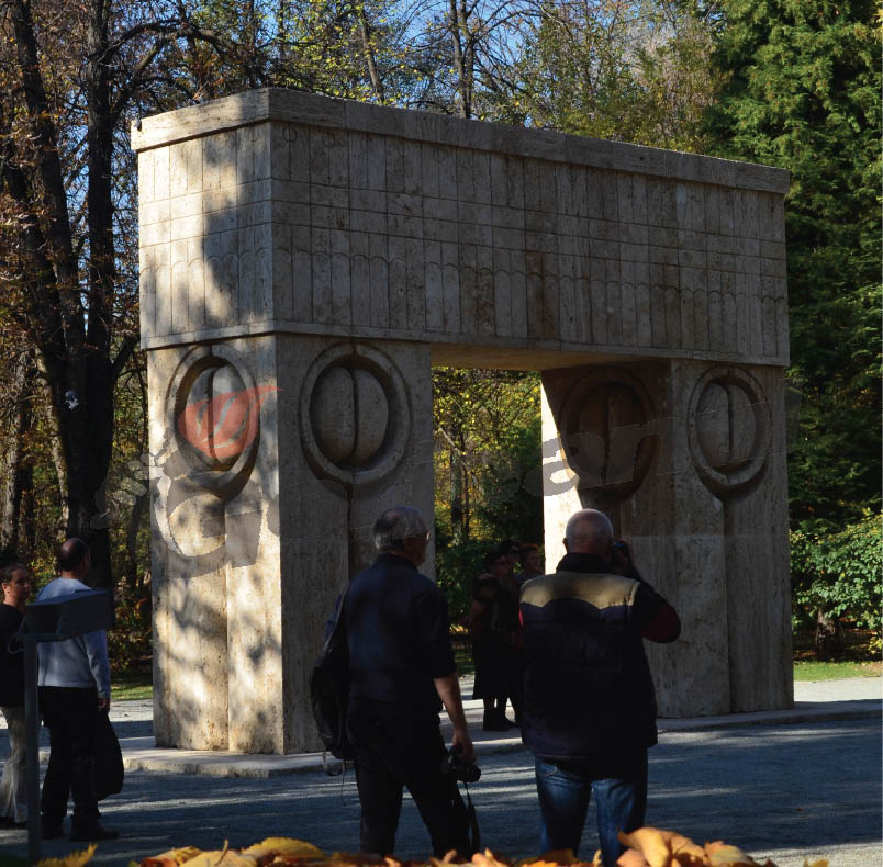 Comisia “Brâncuşi” se reuneşte pentru Poarta Sărutului