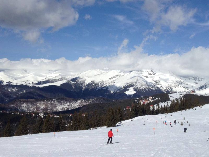 La Rânca încă se mai schiază