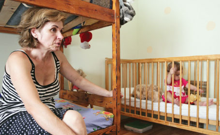 Gorjul are peste o sută de asistenţi maternali activi