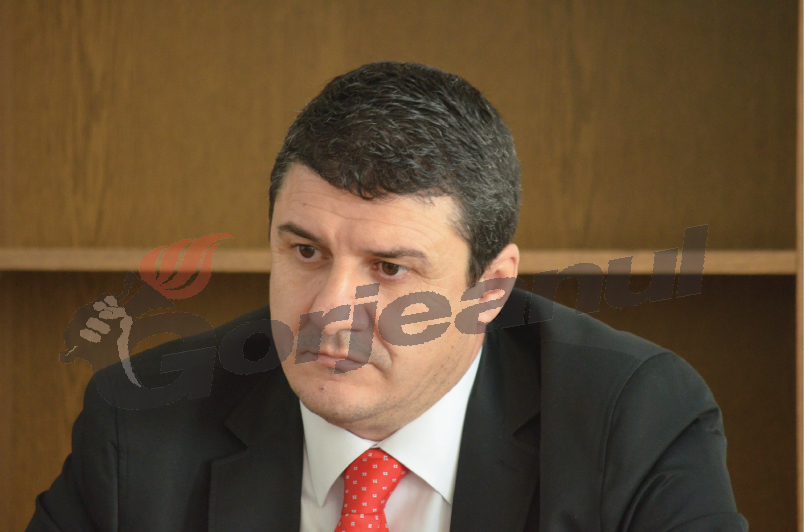 Gura târgului – Sponoche face naveta la Cernavodă cu maşina Consiliului Judeţean