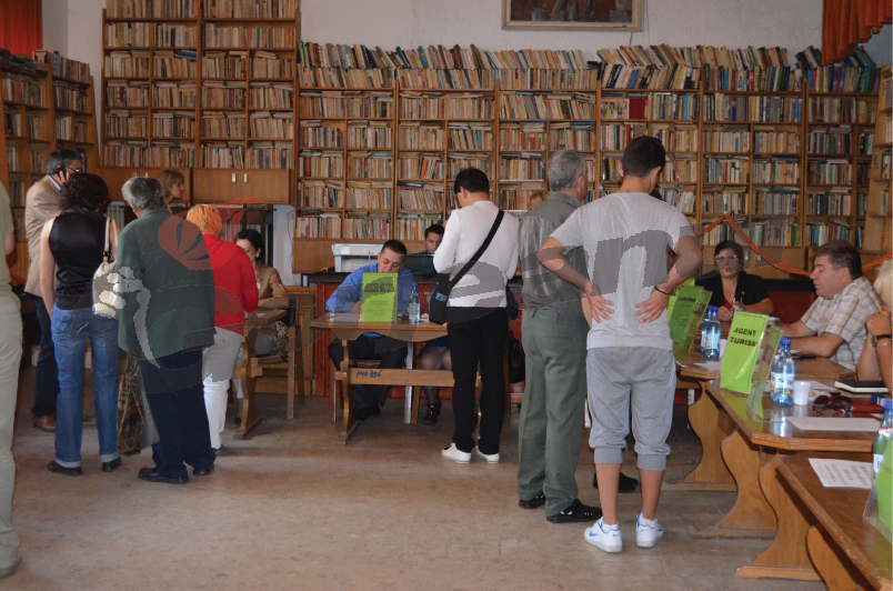 Angajatorii gorjeni, aşteptaţi să se înscrie la Bursă