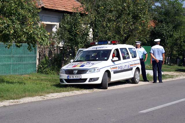 Reţinut pentru conducere fără permis