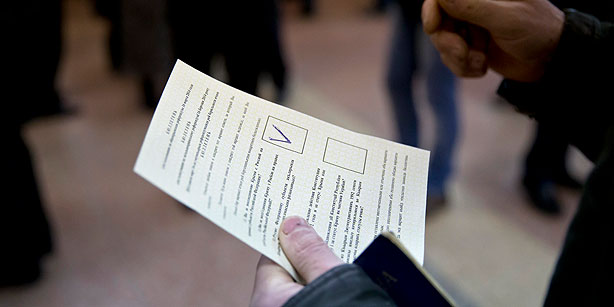 REFERENDUMUL din Crimeea: Locuitorii au aprobat cu 93% din voturi alipirea la Rusia – exit-poll