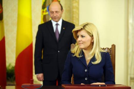 Victor Ponta: Elena Udrea este Traian Băsescu în versiunea feminină