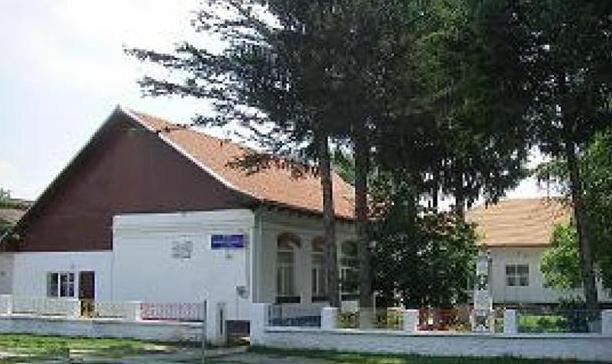 Şcoala Bumbeşti-Piţic participă la „Picături de lumină”