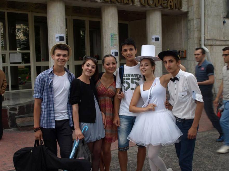Plasticienii și actorii, alți olimpici naționali ai Liceului de Arte “Constantin Brăiloiu” din Tg-Jiu