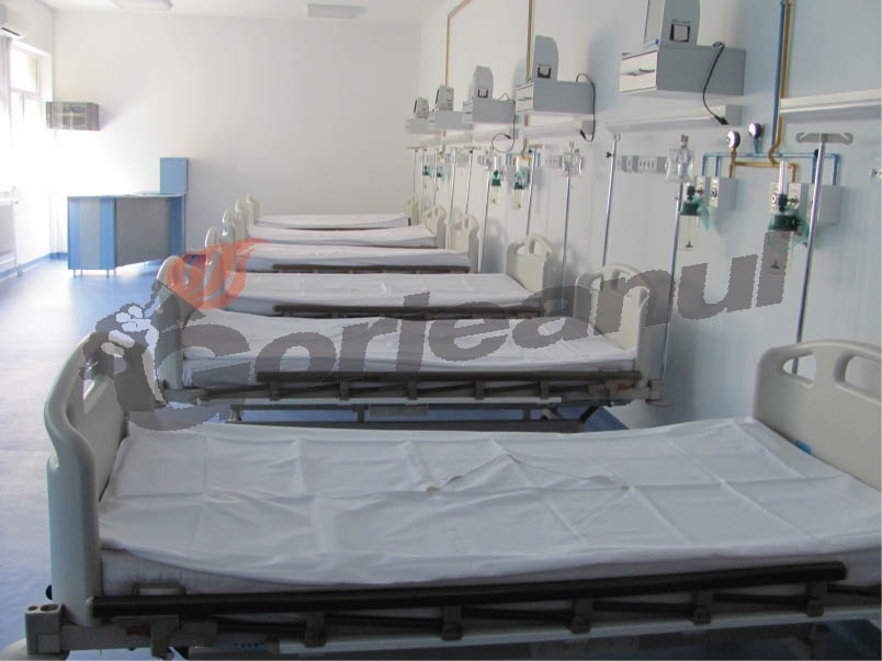 Mai puţine paturi în spitale