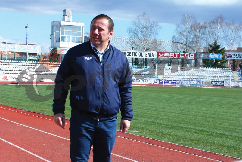 Se vor achita salariile la zi