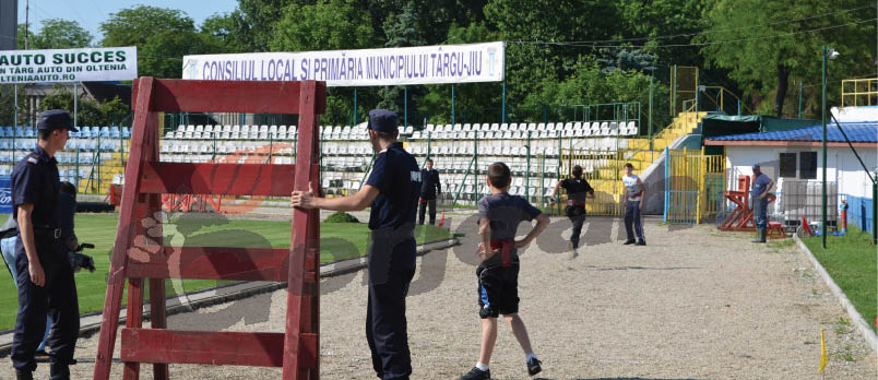 Elevii din Ţicleni, pe primul loc la concursul „Cu viaţa mea apăr viaţa”