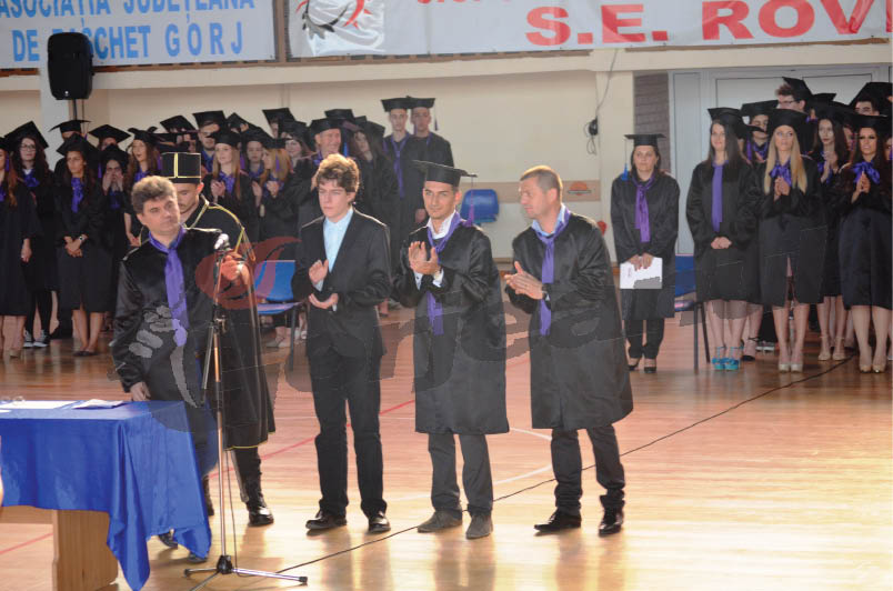 Absolvenţii de la CNTV au spus adio anilor de liceu