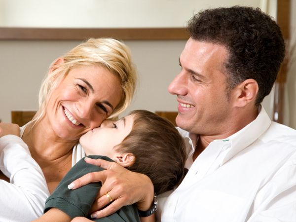 2 IUNIE – ZIUA NAŢIONALĂ PENTRU ADOPŢIE – Selectarea persoanei/familiei adoptatoare şi încredinţarea copilului în vederea adopţiei interne