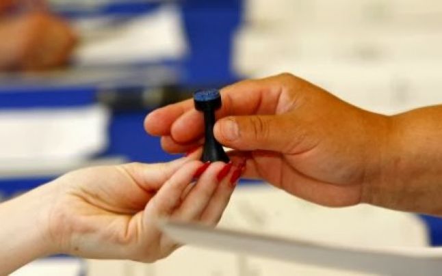 O campanie pentru europarlamentare necredibilă şi anostă