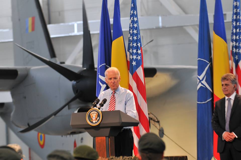 Joe Biden, în România: Avem o obligaţie sacră să fim alături de voi. Naţiunile din NATO nu sunt singure. Graniţele Europei nu trebuie schimbate cu forţa