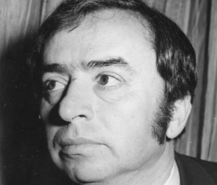 Laudatio la conferirea titlului de „Cetăţean de onoare post mortem” scriitorului POMPILIU MARCEA în şedinţa festivă a Consiliului Local Târgu Jiu, din 21 mai 2014, Prefectura Gorj, Sala maură