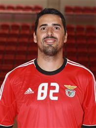 82 - Alvaro Rodrigues