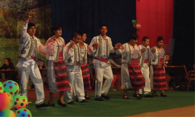 Recuperarea copiilor cu dizabilități prin dansuri populare