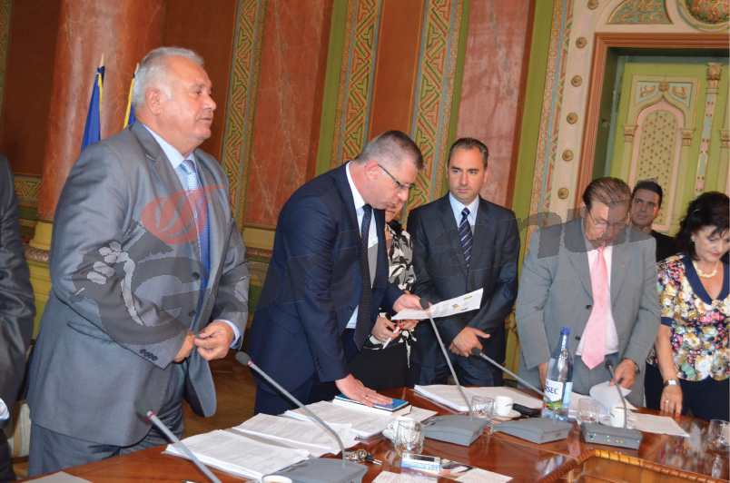 Cornoiu, consilier judeţean cu acte în regulă