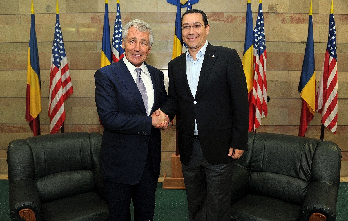 Premierul Victor Ponta s-a întâlnit cu secretarul american al Apărării, Chuck Hagel