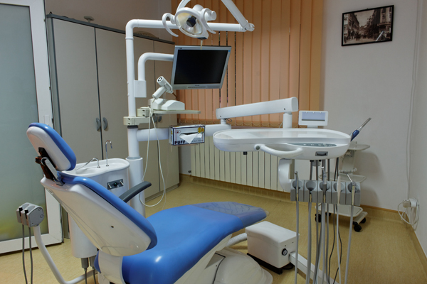 29 de stomatologi vor contract cu Casa de Asigurări de Sănătate