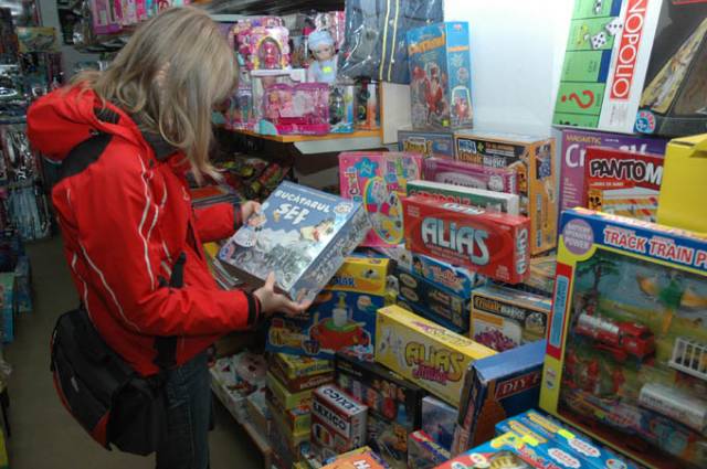 Jucării periculoase, retrase de la comercializare