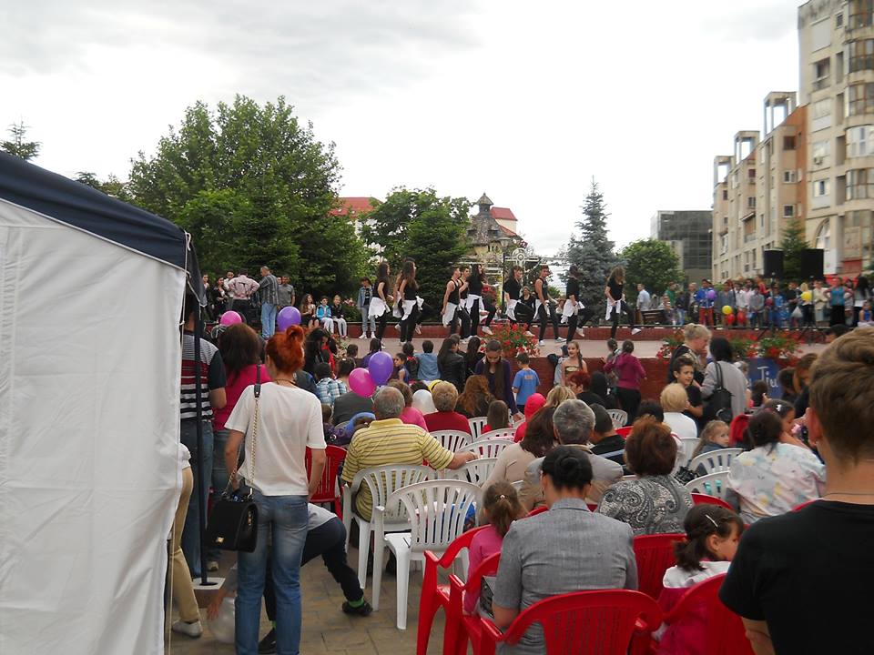 La Târgu-Jiu, Ziua Internaţională a Copilului, marcată printr-un regal de activităţi
