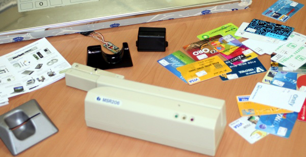 Condamnare finală pentru un lot de falsificatori de carduri