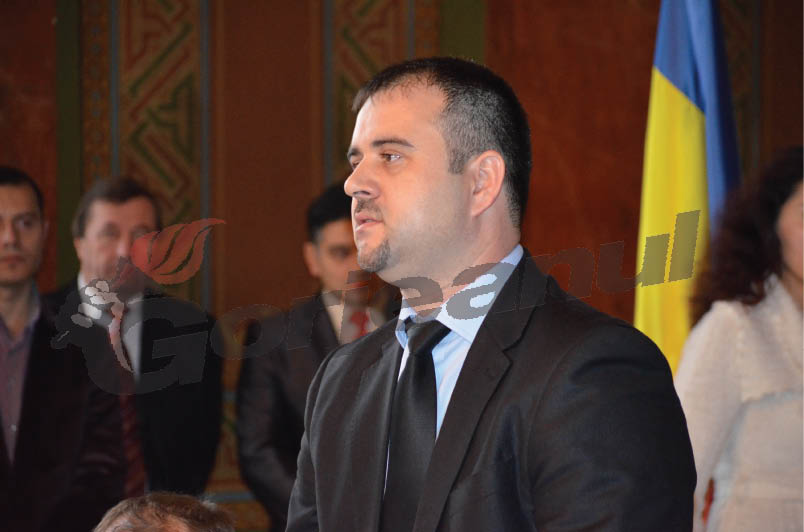 Prefectul de Gorj, la inundaţiile de la Scoarţa