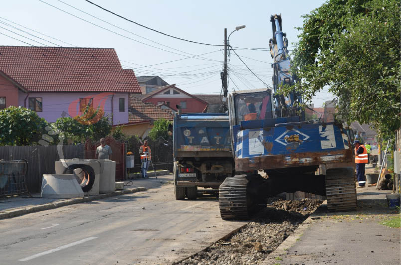 Strada 14 Octombrie, în plin şantier pentru realizarea canalizării