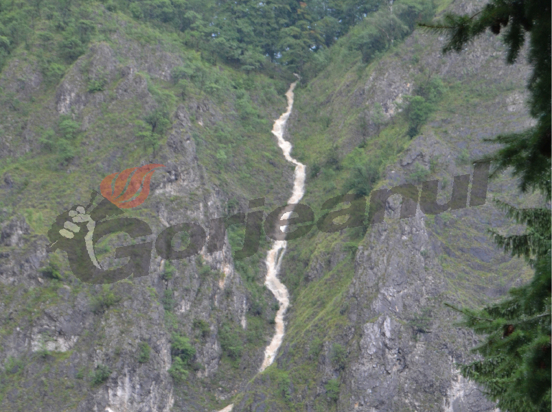cascada Baia de Fier