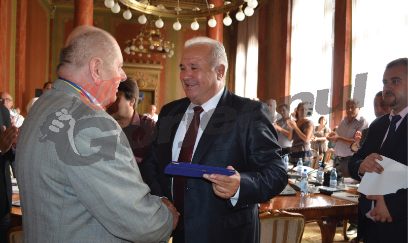 Excelenţa sa Viorel Gârbaciu, apreciat de autorităţile judeţene